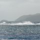 80- Hauts-fonds invisibles a contre-jour que revelent le vent et les vagues 